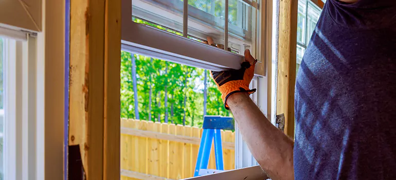 >Bay Window Curtain Rail Track in Pompano Beach, FL